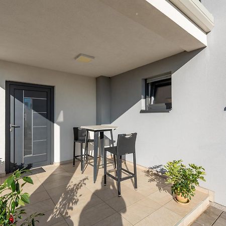 Apartment Lunne Novigrad  Ngoại thất bức ảnh
