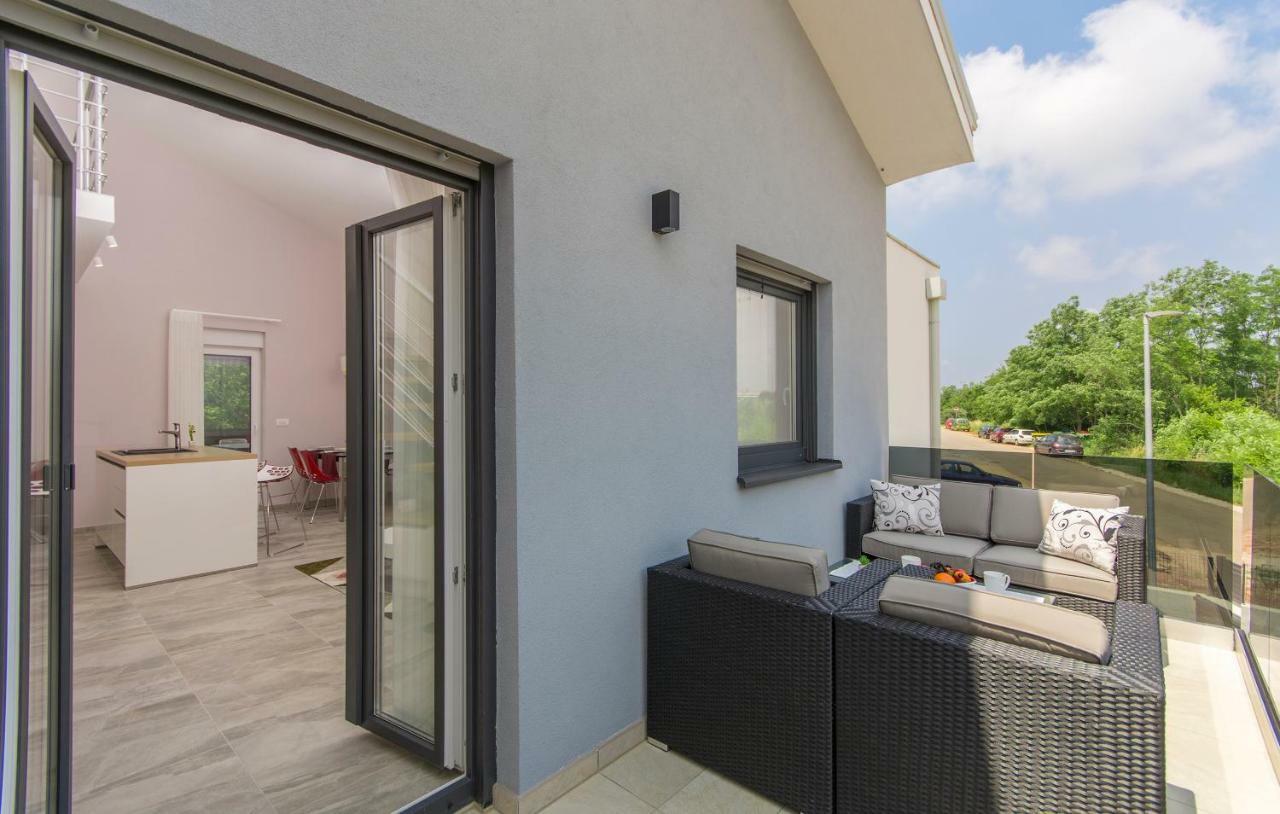 Apartment Lunne Novigrad  Ngoại thất bức ảnh