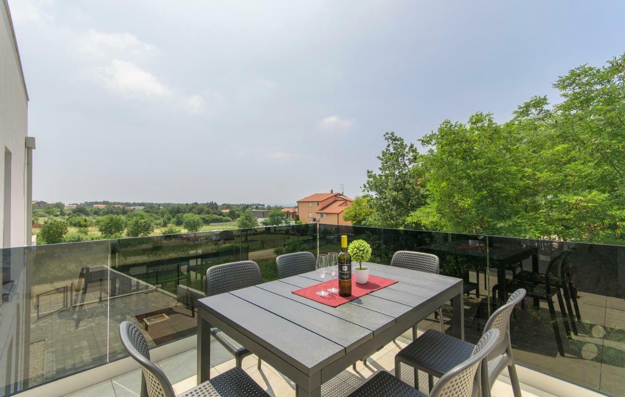 Apartment Lunne Novigrad  Ngoại thất bức ảnh